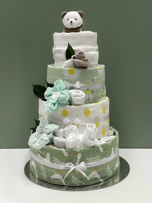 Le Grande Nappy Cake: The Ultimate New Baby Gift